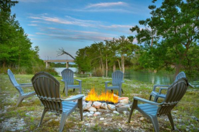 Loop De Lupe - River Access & Sleeps 10
